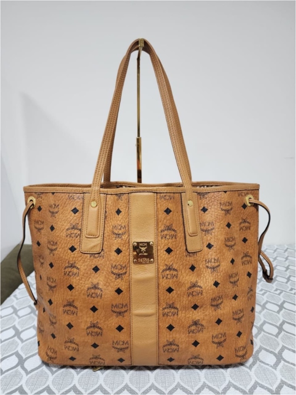 Authentic MCM Visetos Medium Liz Reversible Shopper Tote Cognac